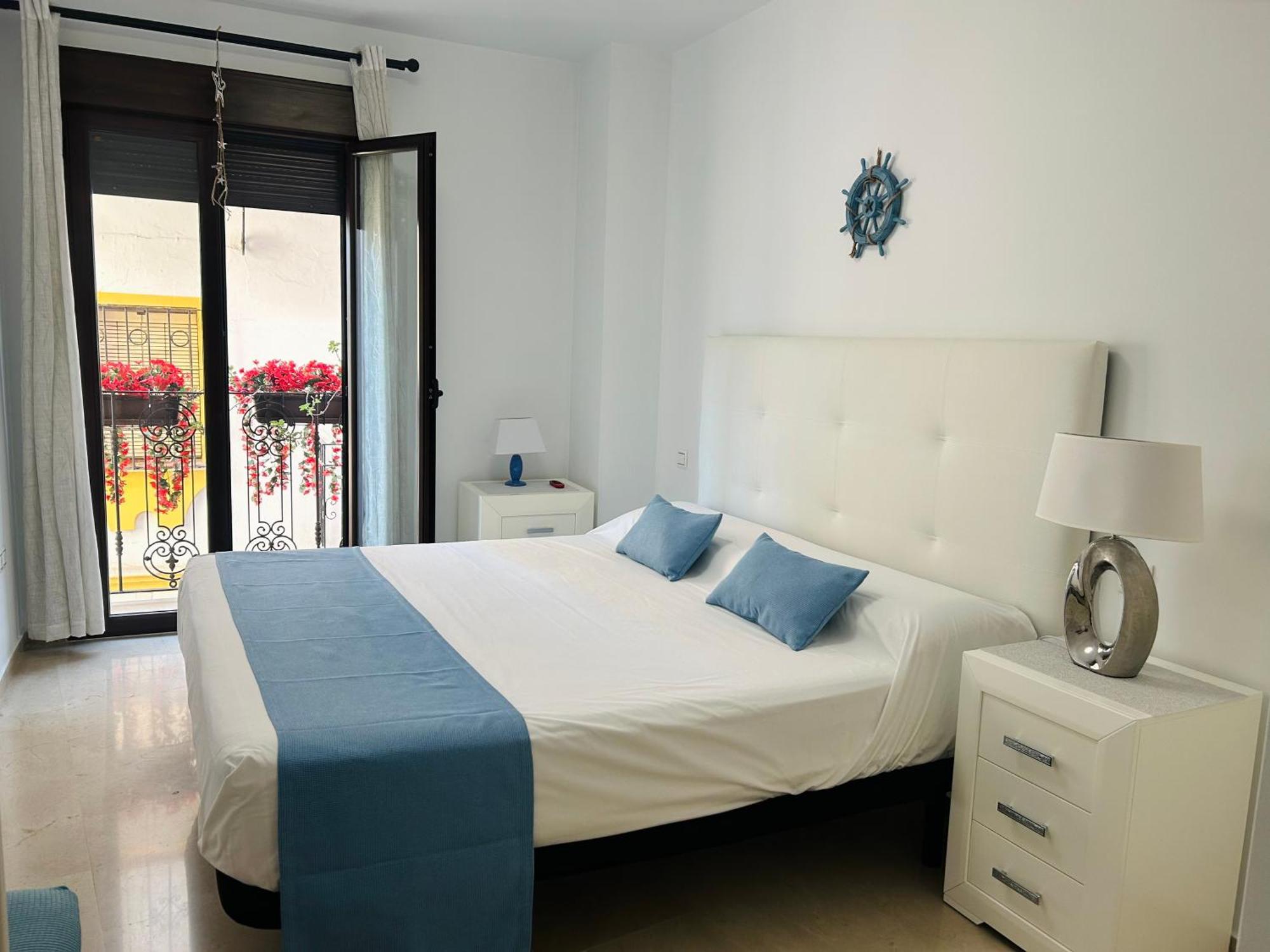 Center * Marbella